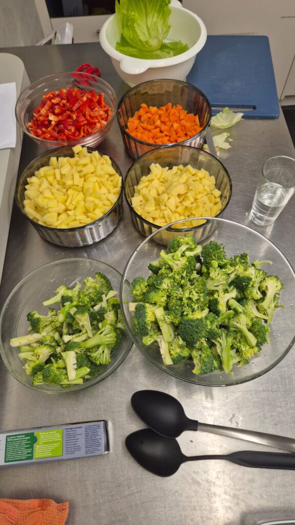 Mittagstisch Vorbereitung Rüsten